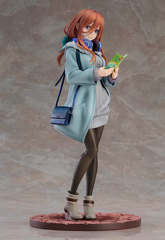 GOOD SMILE COMPANY The Quintessential Quintuplets: Miku Nakano (Date Style) 1:6 Scale PVC Figure