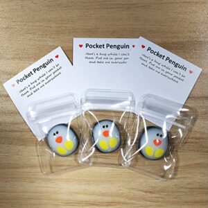 Qitiieli A Little Pocket Penguin Hug, Mini Cute Animal Decoration Pocket Hug Penguin Stress Relief Toy, Special Encourage Birthday Wedding Party Women's Day Penguin Gift Decoration Children's Gifts