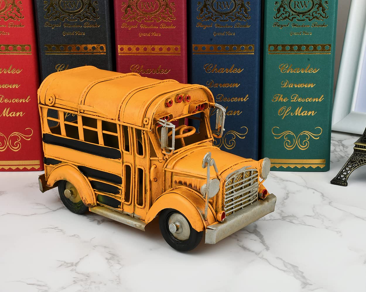 DS. DISTINCTIVE STYLE Handcrated Metal School Bus Retro Classic Vehicle Desk Decor