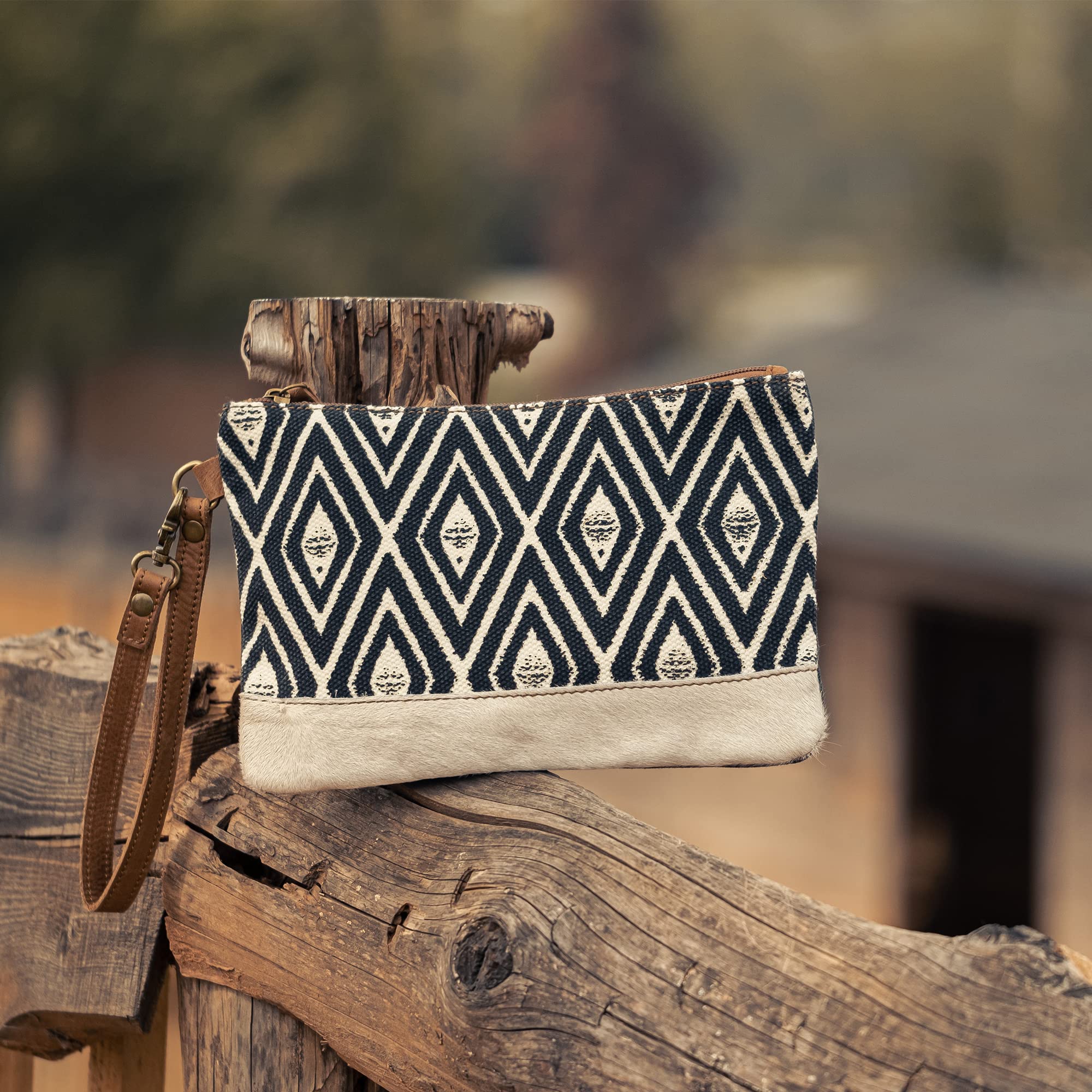 Women's Wristlet Clutch Slim Wallet Bag in Canvas & Cowhide Leather, Handmade Envelope Zipper Purse Handbag Pouch Bag with Nice Printing Pattern Vintage Style