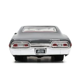 Jada Toys Big Time Muscle 1:24 1967 Chevy Impala SS Gray/Burgundy Die-cast Car, Toys for Kids and Adults