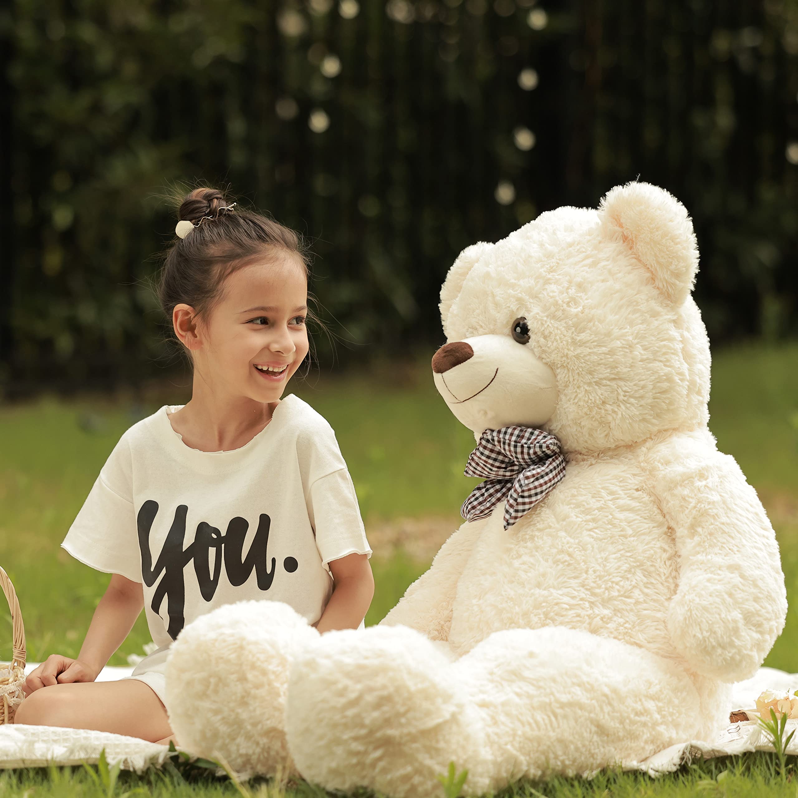 Poutmac Big Teddy Bear 4Ft Giant White Soft Stuffed Animals Cute Plush Toy for Girlfriend Women Kids for Valentine's Christmas Birthday