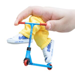 uwariloy finger scooter, alloy finger scooter set with scooters, finger pants shoes, finger board accessories for fingertip movement party favors skateboarder