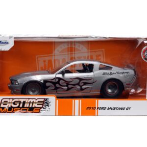 Jada Toys Big Time Muscle 1:24 2010 Ford Mustang GT Die-cast Car, Toys for Kids and Adults, Metallic