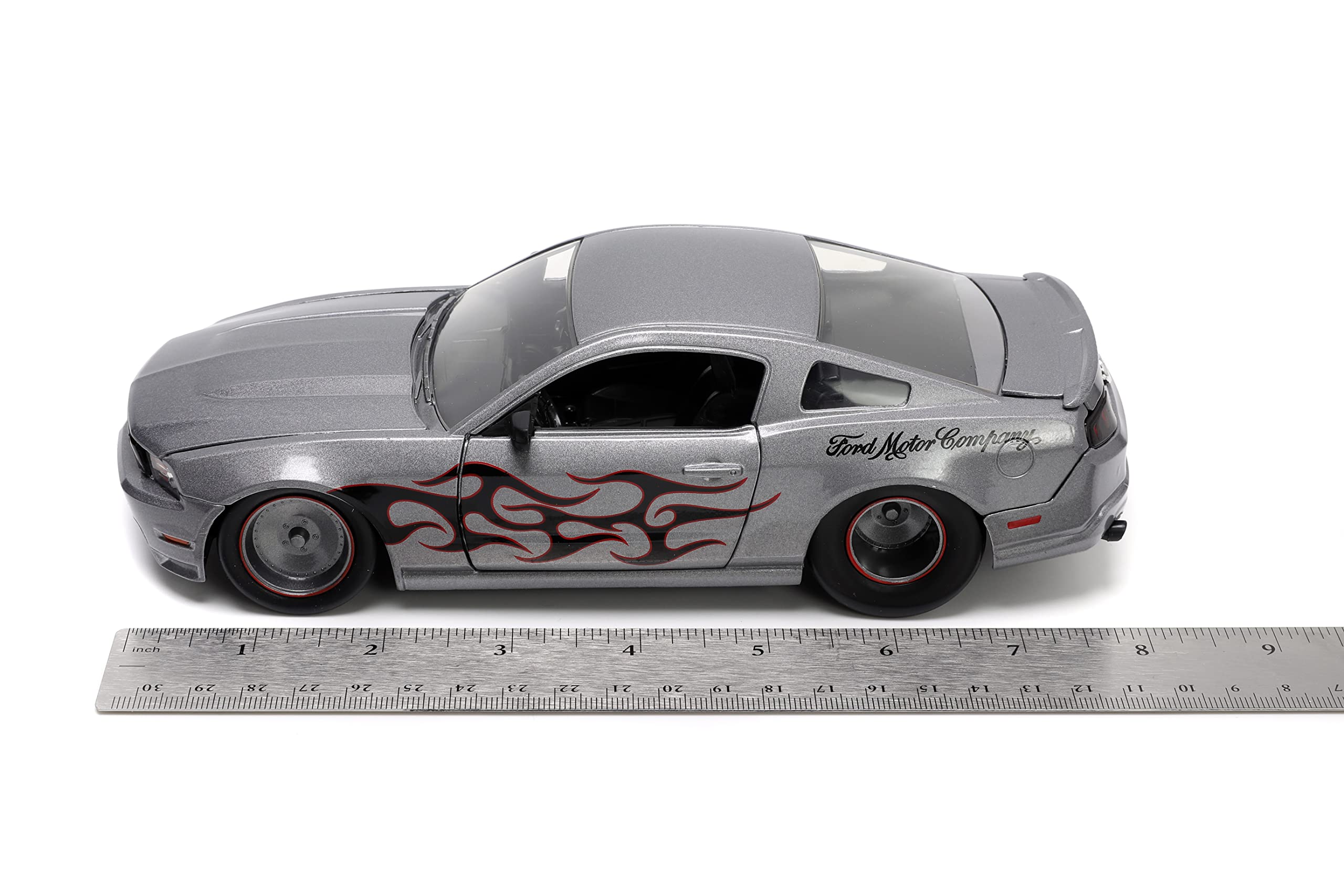 Jada Toys Big Time Muscle 1:24 2010 Ford Mustang GT Die-cast Car, Toys for Kids and Adults, Metallic