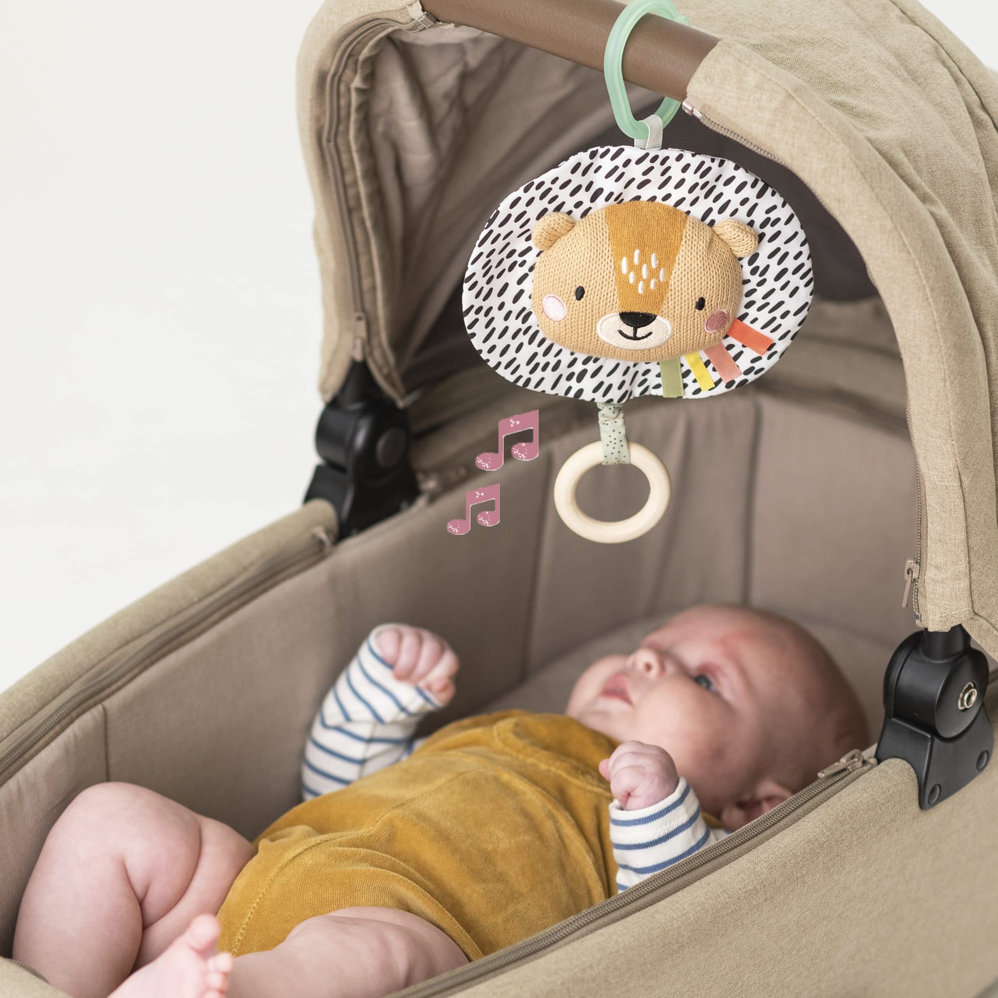 Taf Toys Soothing Musical Pulldown Toy with Multi-Textures & Wooden Teether, Attaches to Crib, Stroller and Car Seat, Develop Baby’s Senses and Cognitive Skills (Harry Musical Lion)