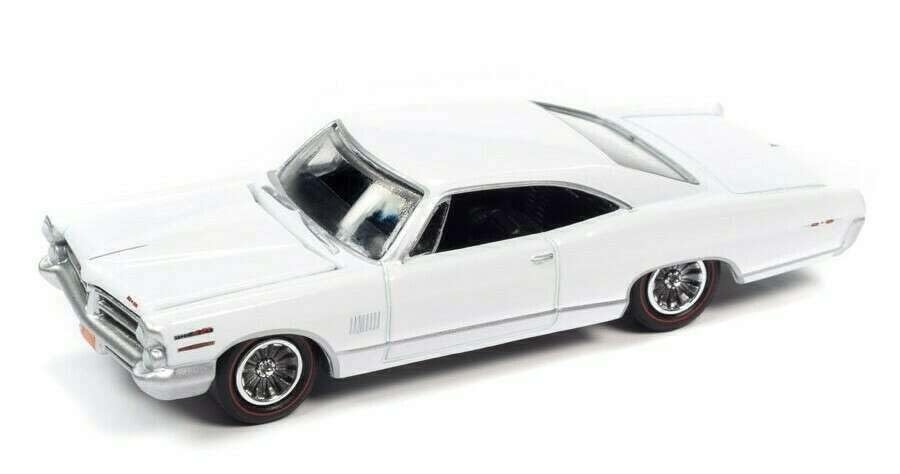 Johnny Lightning JLMC029 Muscle Car VER A 1965 Pontiac Catalina 2+2 Royal Ivory