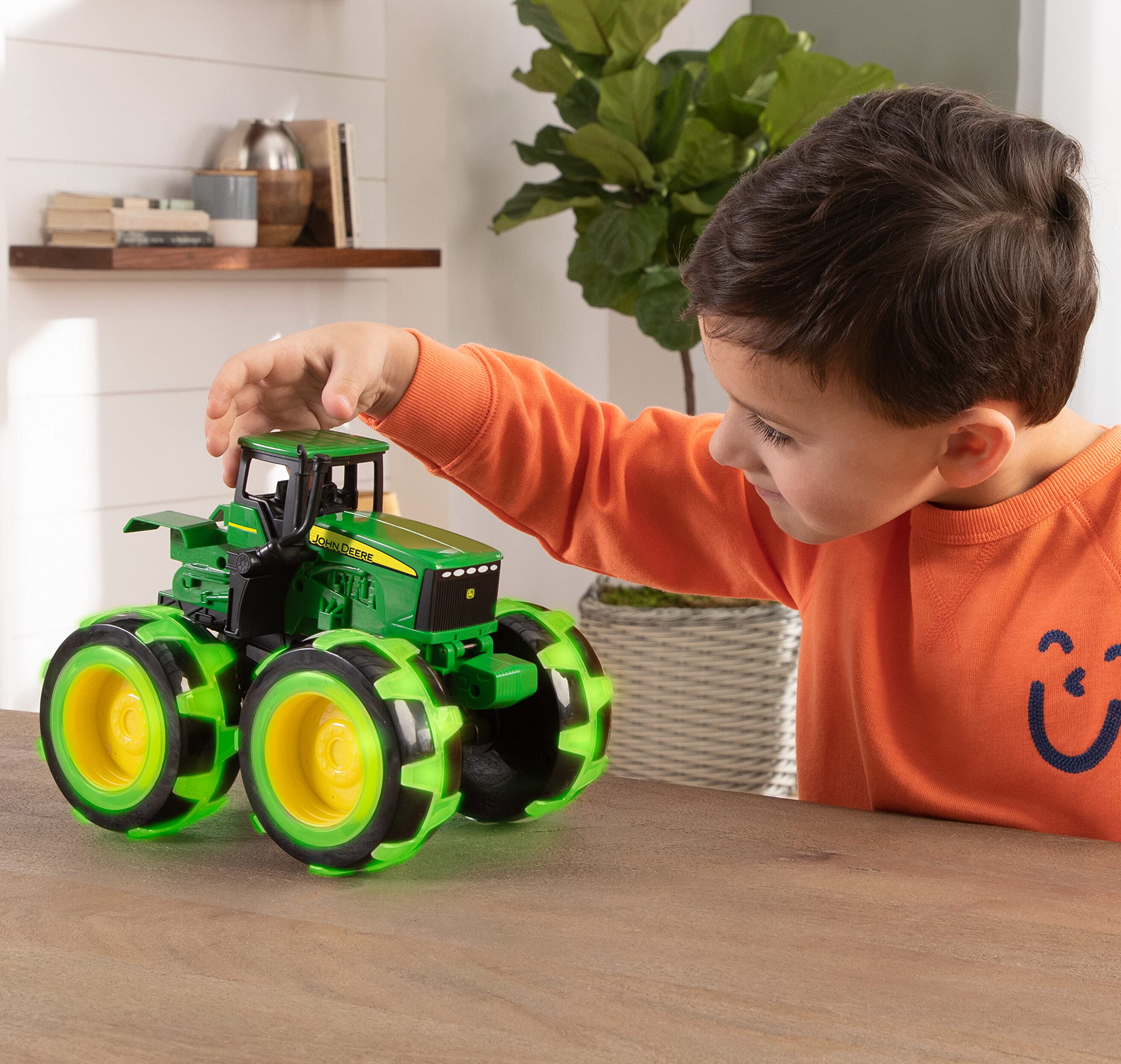 John Deere Tractor - Monster Treads Lightning Wheels - Motion Activated Light Up Monster Truck Toy - John Deere Toys - Frustration Free Packaging - Kids Outdoor Toys Ages 3 Years and Up