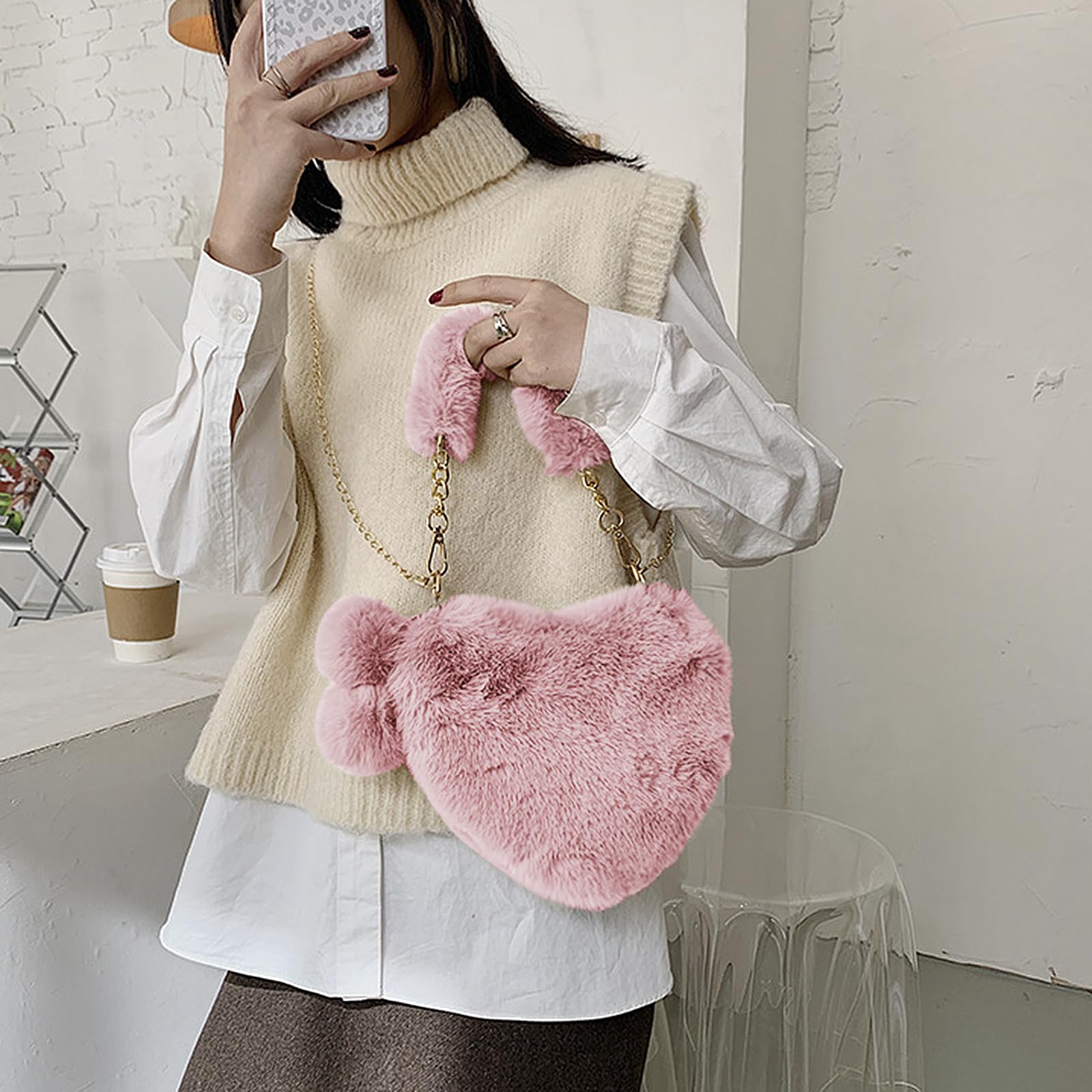 Women Girls Furry Heart Purse Fluffy Faux Fur Messenger Bag Small Shoulder Bags Cell Phone Case Holder Clutch, Halloween Christmas Cross Body Handbags