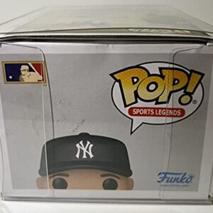 Funko Pop! Sports Legends Derek Jeter Shop Exclusive Figure #11 White