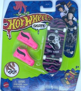 hot wheels skate 2022 - skull grind - tony hawk klassik stylez 1/5