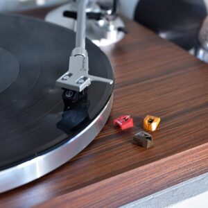 Audio Technica AT-LPW50BT-RW Bluetooth Turntable Manual Belt-Drive 33/45 (Rosewood)