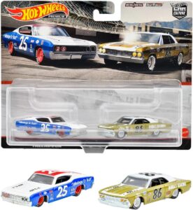 hot wheels premium car culture 2-pack '69 ford torino talladega and '66 chevelle