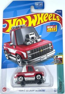 hot wheels 2022 - toon'd '83 chevy silverado - tooned 4/5 [red] 104/250 - ships bubble wrapped in a box