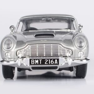 DB5 RHD (Right Hand Drive) Silver Metallic 007 "Goldfinger (1964) Movie 1/24 Diecast Model Car by Motormax 79857