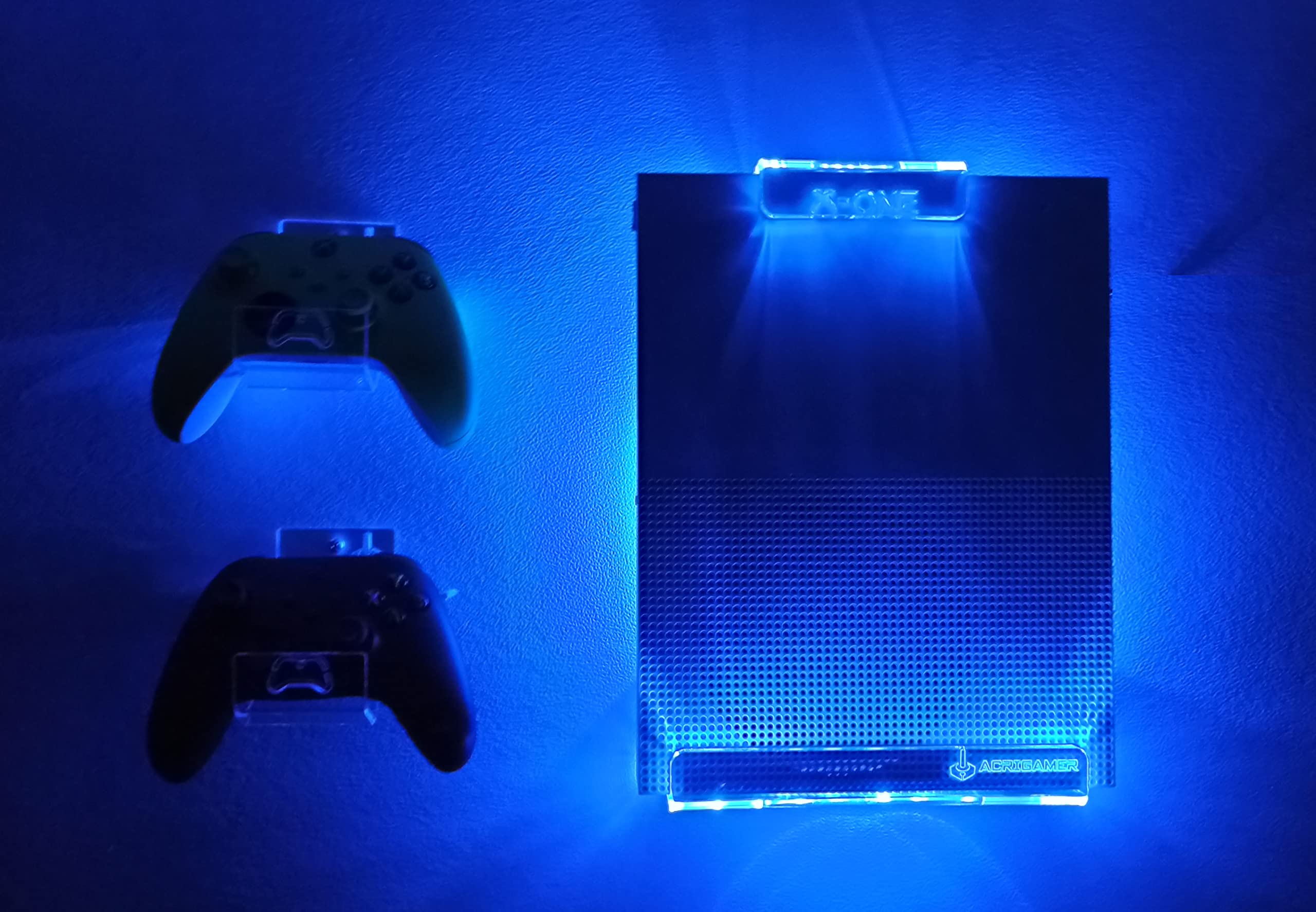 WALL MOUNT FOR XBOX ONE WITH MULTICOLOR LED LIGHTING KIT + 2 CONTROL MOUNT (one S or X)