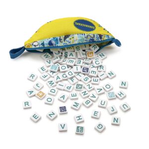 BANANAGRAMS Oceanic Edition Family Board Game, (u-3c-25447)