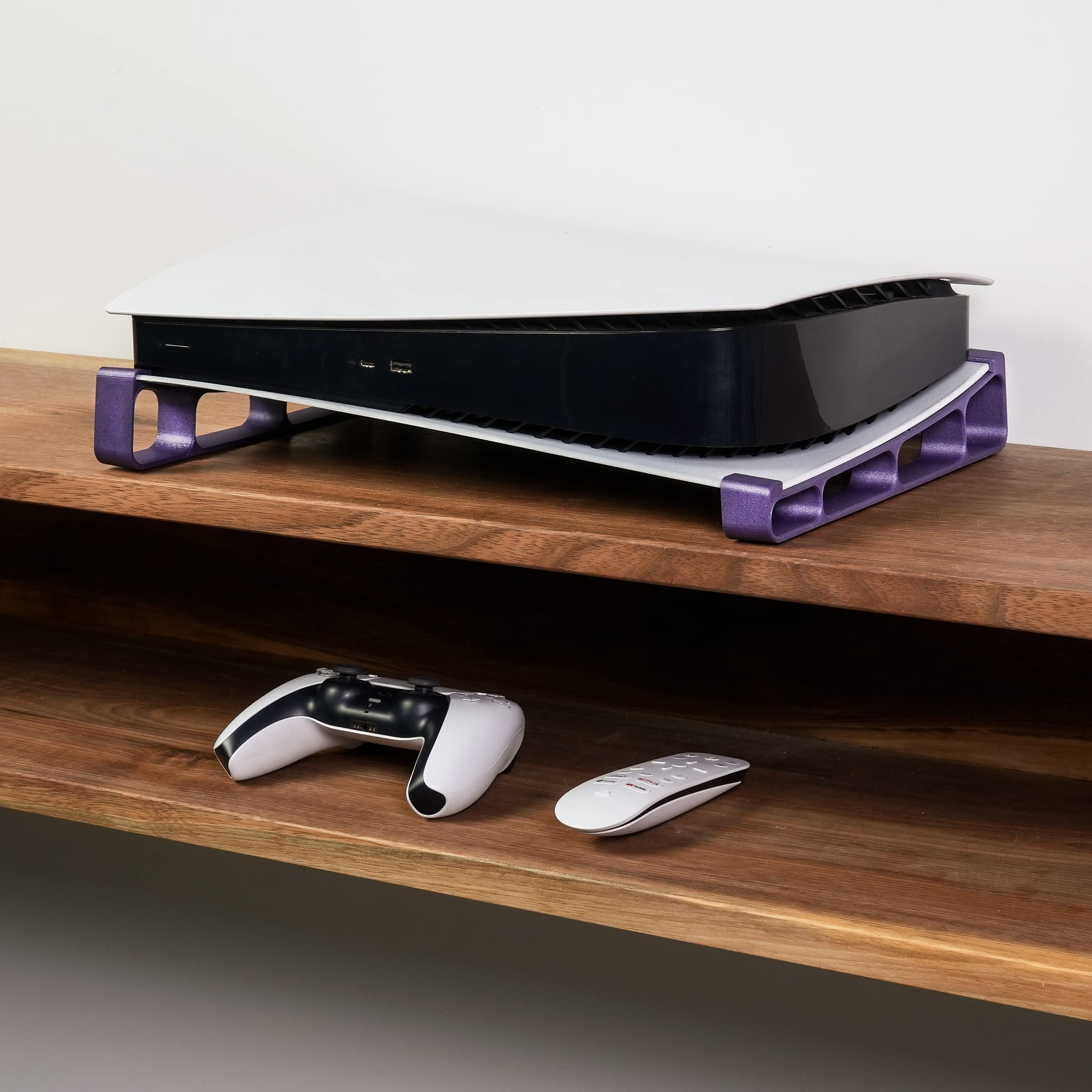 Glistco Skates - Horizontal Stand compatible with PS5 - Digital Edition (Galaxy Purple)