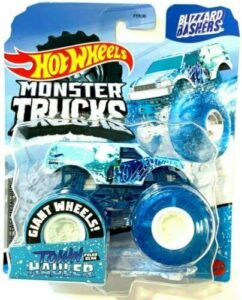 monster trucks blizzard bashers town hauler polar bear, 1:64 scale diecast truck