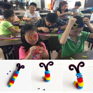 1200 Pcs Christmas Pipe Cleaners Craft Set, BetterJonny 10 Colors 200 Pcs Chenille Stems Pipe Cleaners, 200 Pcs Pom Poms & 800 Pcs Googly Eyes for Schools or kindergartens DIY Crafting Supplies