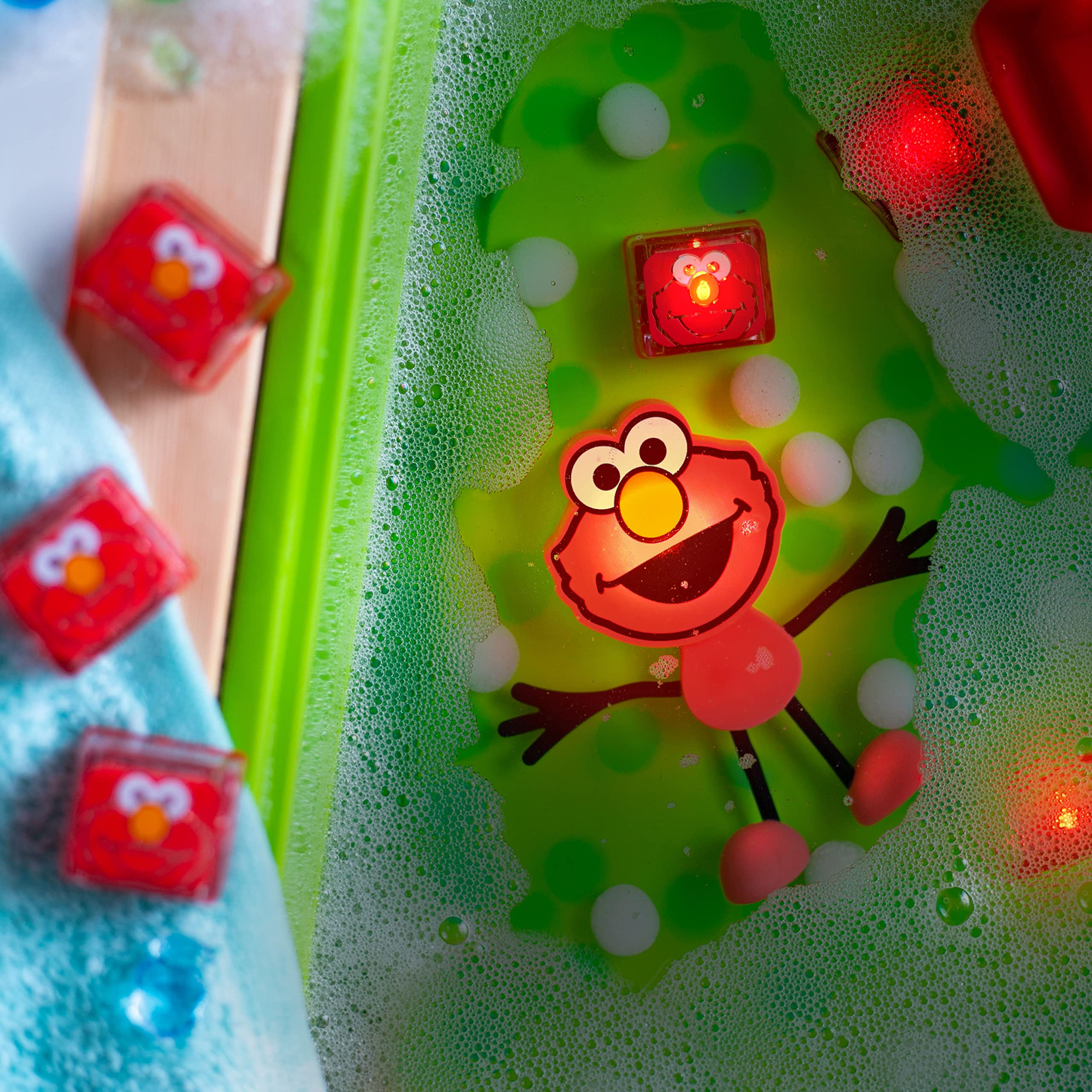 Glo Pals x Sesame Street Elmo Water-Activated Bath Toy with 6 Reusable Light-Up Cubes for Sensory Play