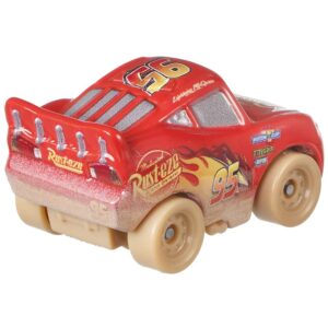 Cars Mini Racers Collectible Die-Cast Vehicle - FRR51 ~ Muddy Lightning McQueen Race Car ~ Red with Yellow Lightening Bolt ~ #95 on The Side