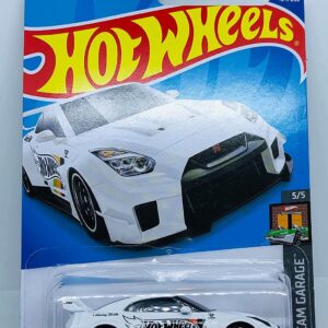 Hot Wheels 2022 - LB-Silhouette Works GT Nissan 35GT-RR Ver.2 - White - HW Dream Garage 5/5 - 154/250