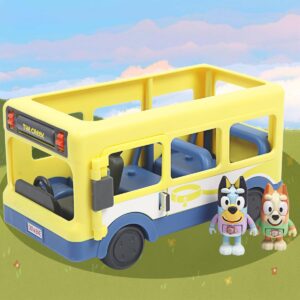 Cute Bus Toy Vehicle and Figures Pack with Two 2.5" Figures