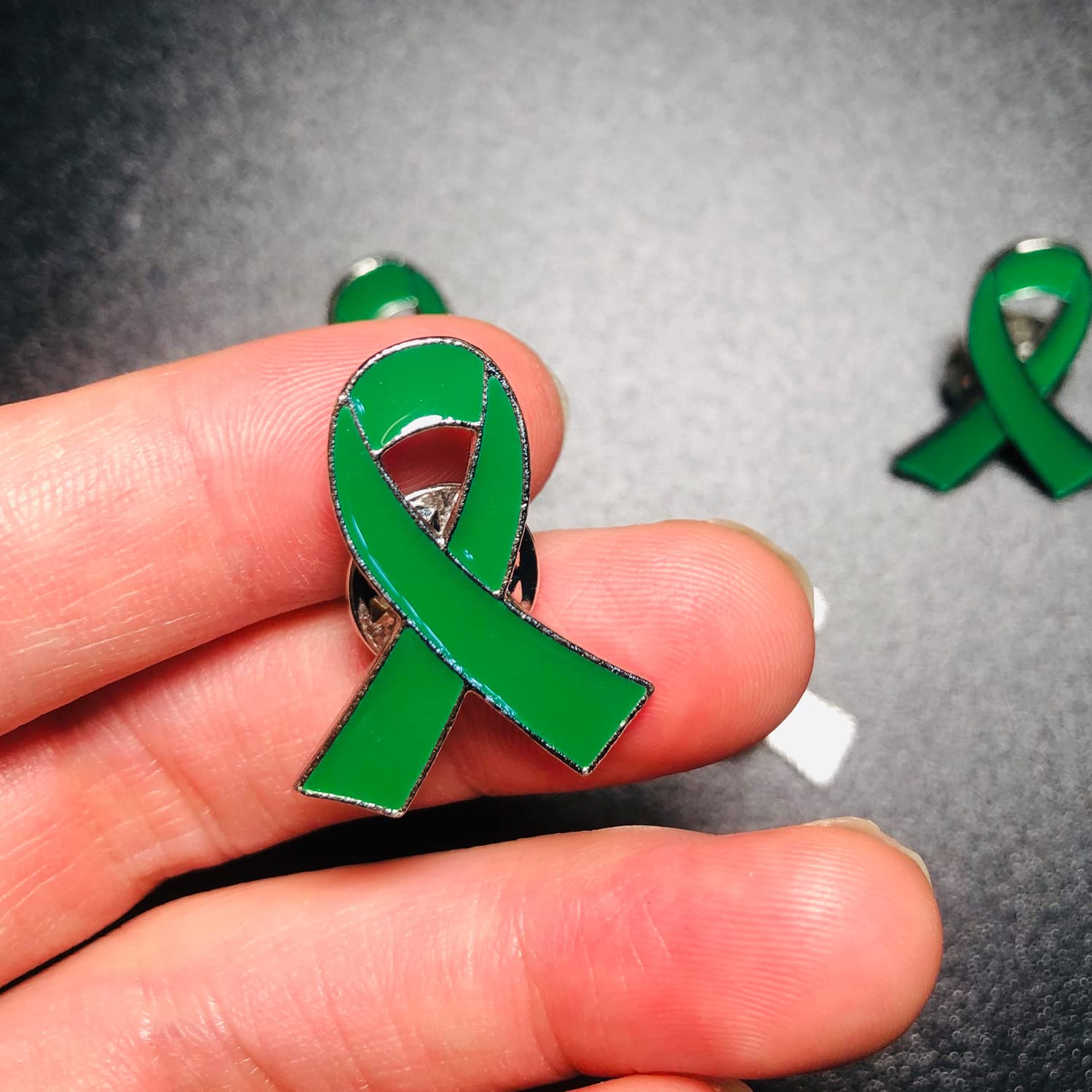 Mental Health Awareness Pin 50 Pcs Green Ribbon Pins Liver Cancer Cerebral Palsy Organ Donation Awareness Products