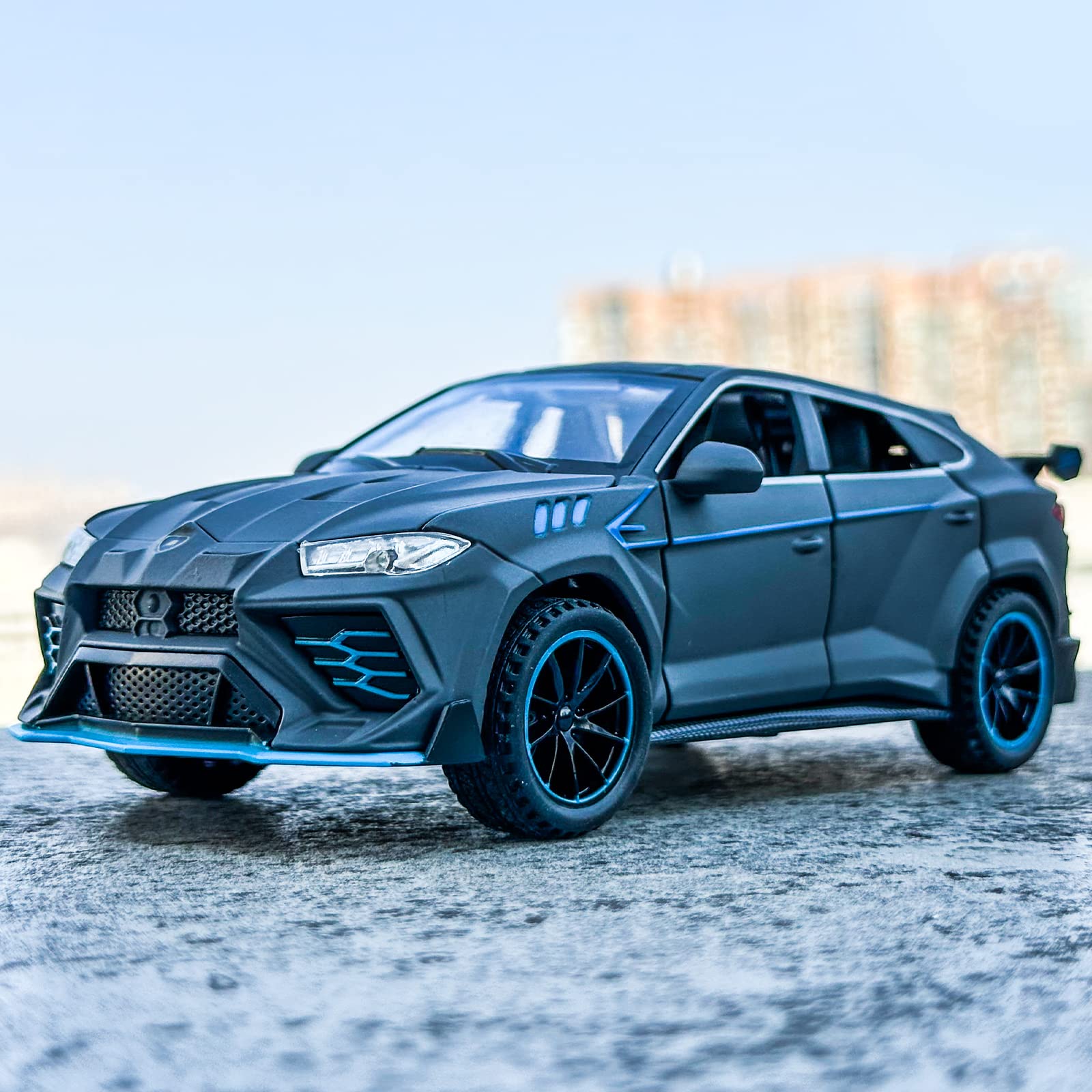 WAKAKAC Compatible for 1/32 Lambo Urus Model Car Diecast Collectible Pull Back Toy Car with Light and Sound Toy Vehicle for 3+ Year Old Kids Boys Gift Gray