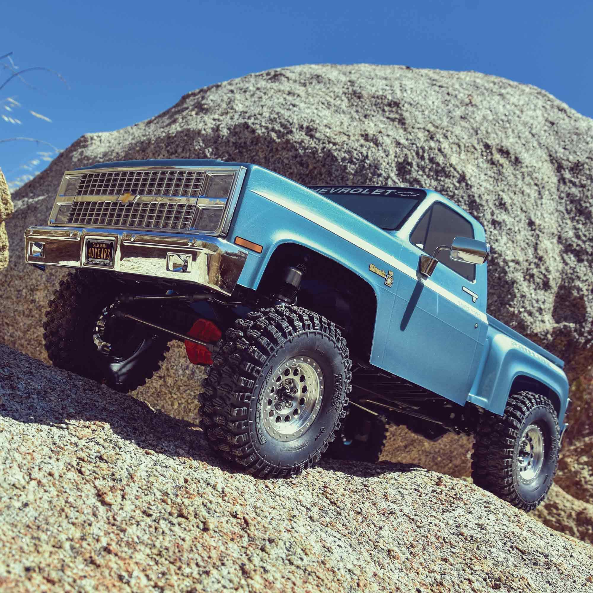 Axial RC Truck 1/10 SCX10 III Pro-Line 1982 Chevy K10 4WD Rock Crawler Brushed RTR (Battery and Charger Not Included), AXI03029, Blue