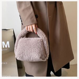 XPONNI Fuzzy Dumpling Bag, Cute Fluffy Bags Y2k, Cute Mini Handbags, Faux Fur Bag, Plush Underarm Bag (Light Brown)