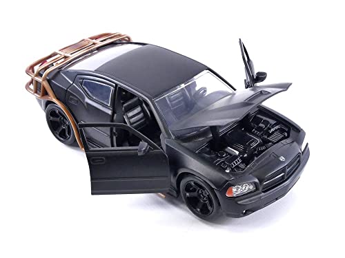 Jada Fast & Furious 1:24 2006 Dodge Charger Heist Car Die-cast Car, Toys for Kids and Adults