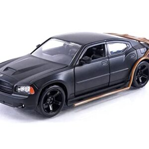 Jada Fast & Furious 1:24 2006 Dodge Charger Heist Car Die-cast Car, Toys for Kids and Adults