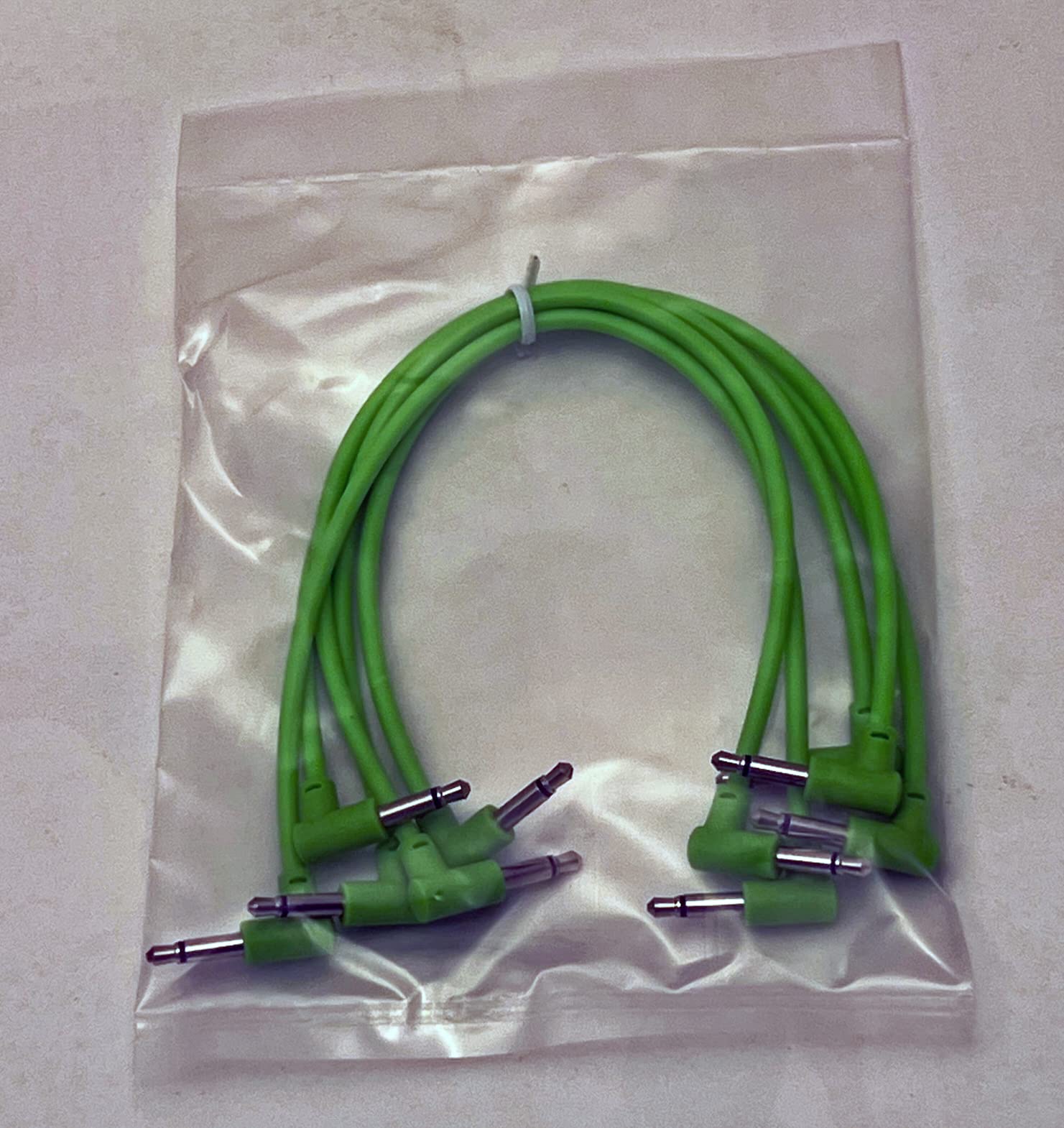 Starving Students Music Supplies Luigis Modular M-PAR Right Angled Eurorack Patch Cables - Package of 5 Green Cables, 8" (20 cm)