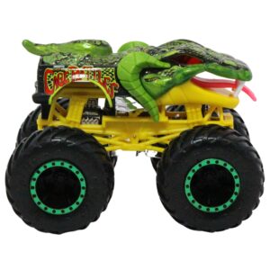 Monster Trucks Cage Rattler with Connect and Crash car 69/75 (1:64 Scale)