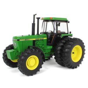 ertl 1/16 john deere 4450 mfwd with rear duals, 2022 national farm toy museum 45837