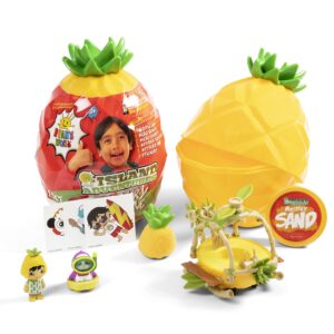 Ryan's World Island Adventures - Mystery Pineapple Egg - New Tropical Adventure for Ryan and his Fans - Contains 4 Mystery Micro Figures, Pineapple Island Hopper Micro Vehicle, Kinetic Sand, Stickers