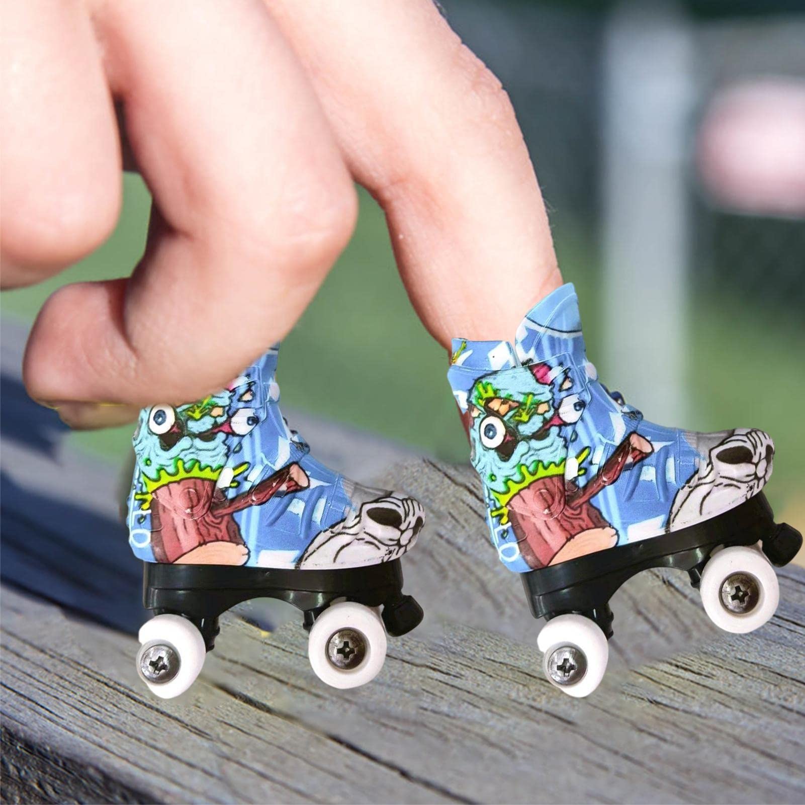 Littryee Mini Skateboard Shoes Toy, Mini Roller Skates Finger Toy, Finger Skateboards Toys, Tiny Finger Skates Shoes Toys, Funny Finger Sports Novelty Toy Gifts for Kids Boys Girls