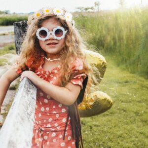 JeVenis Groovy Glasses For Kids Retro Flower Sunglasses Groovy Headbands Two Groovy Party Supplies Daisy Hippie Boho Glasses Daisy Flower Crown