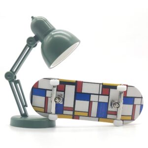 ishrunkthis Mondrian Print - 34mm Wooden Pro Fingerboard Completes