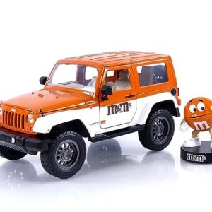 M&M's 1:24 2007 Jeep Wrangler Die-cast Car & 2.75" Orange Figure, Toys for Kids and Adults