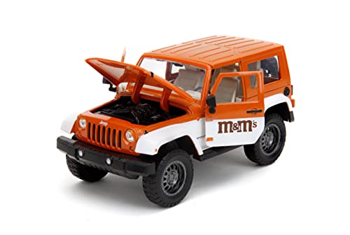 M&M's 1:24 2007 Jeep Wrangler Die-cast Car & 2.75" Orange Figure, Toys for Kids and Adults