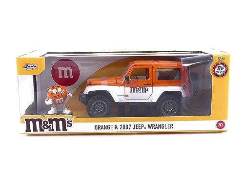 M&M's 1:24 2007 Jeep Wrangler Die-cast Car & 2.75" Orange Figure, Toys for Kids and Adults