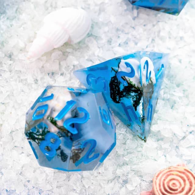 Blue Ocean Seashell Sharp DND Dice Set with Leather Dice Box | for Dungeons and Dragons, D&D, Sharp Edge, D20 Polyhedral Resin Dice, Dungeons and Dragons Gifts, Accessories