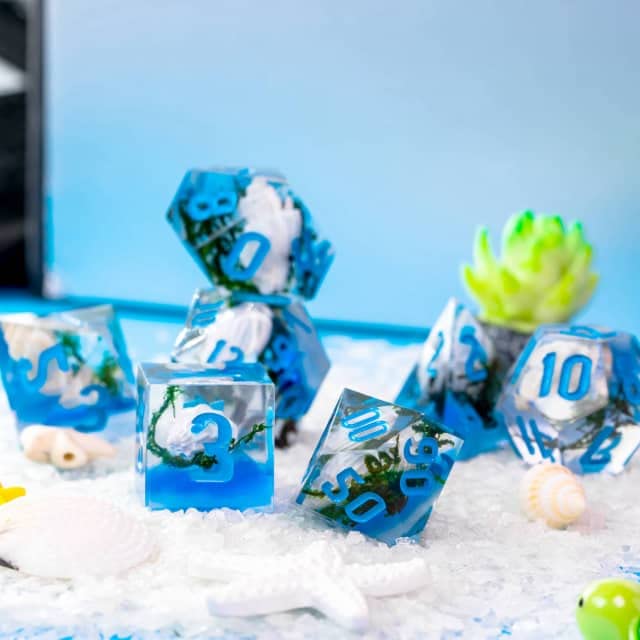 Blue Ocean Seashell Sharp DND Dice Set with Leather Dice Box | for Dungeons and Dragons, D&D, Sharp Edge, D20 Polyhedral Resin Dice, Dungeons and Dragons Gifts, Accessories