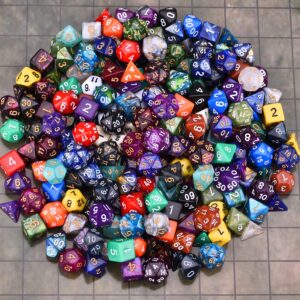 Amiven DND Dice Sets 30 x 7 (210pcs) Polyhedral RPG Dice for Dungeons and Dragons Tabletop Role Playing Adventure Games, with a Large Drawstring Bag