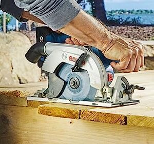 BOSCH GKS18V-22N 18V Brushless Blade-Right 6-1/2 In. Circular Saw (Bare Tool)