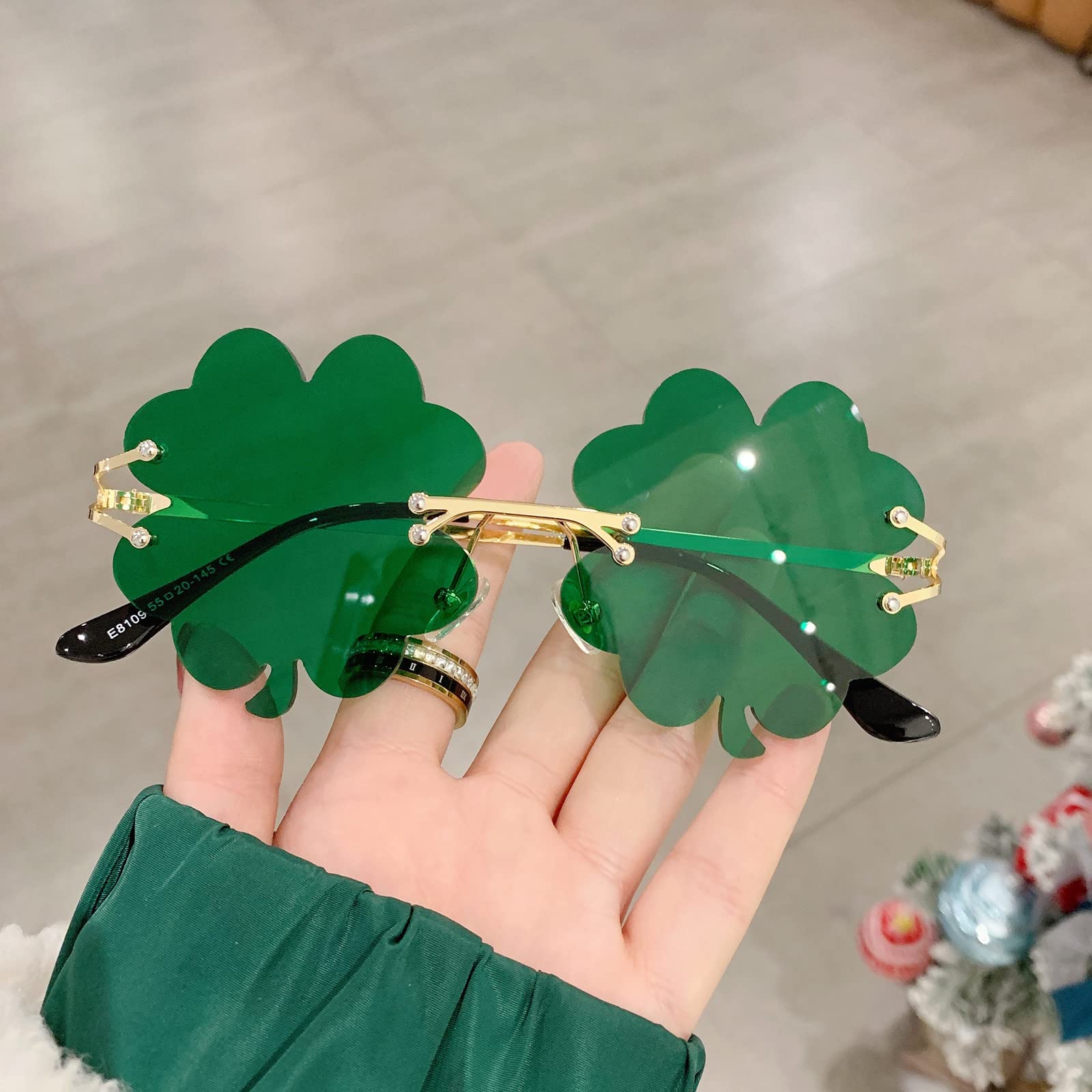 LASPOR St. Patrick's Day Irish Shamrock Sunglasses for Women Men Green Lucky Leprechaun for Costume Accessories (Clover Dark Green)