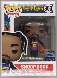 funko snoop dogg purple lakers jersey exclusive vinyl figure